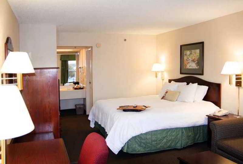 Dublin Inn And Suites Buitenkant foto