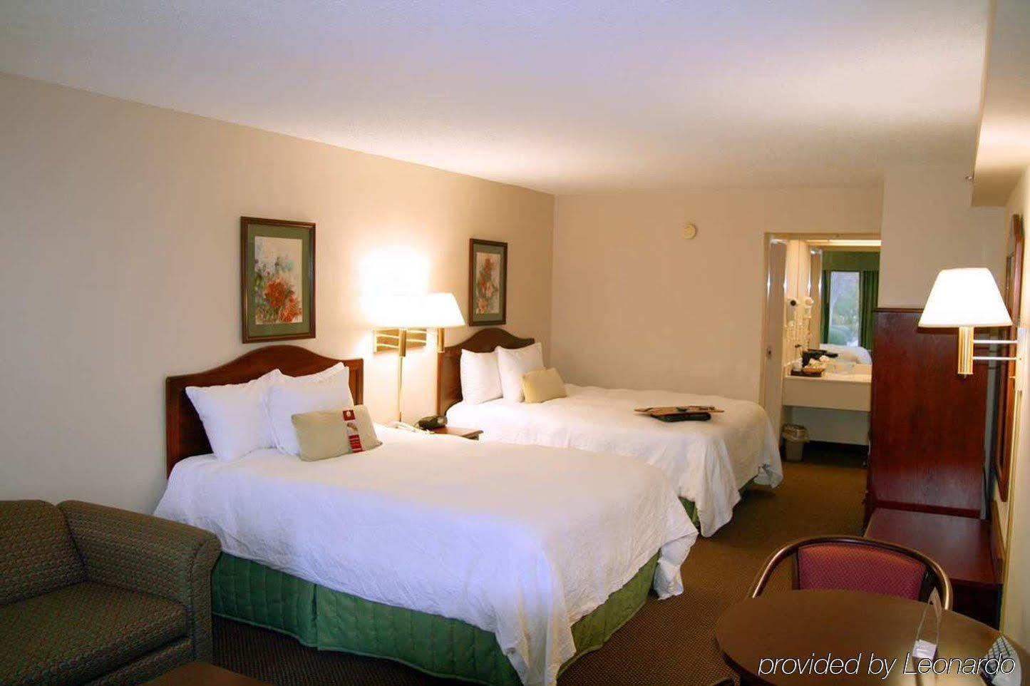 Dublin Inn And Suites Buitenkant foto